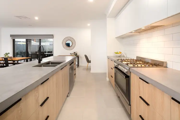 Fifth view of Homely house listing, 10 Canon Street, Leneva VIC 3691