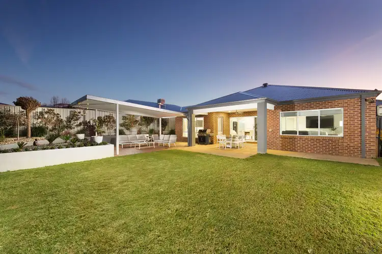 8 Coverdale Drive, Wodonga VIC 3690