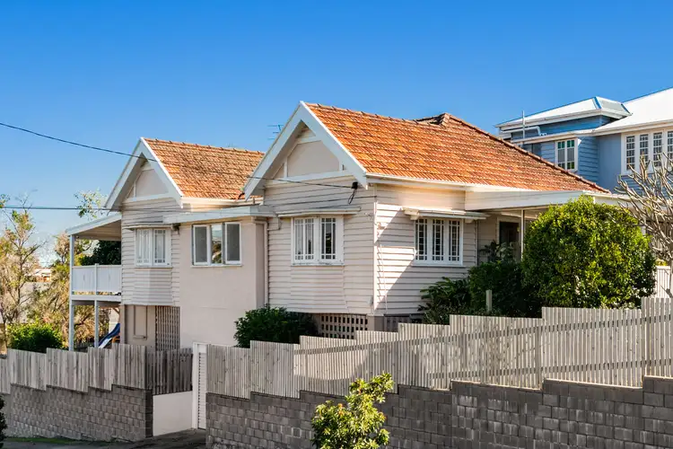 21 Susan Street, Greenslopes QLD 4120