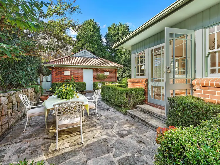 4 Warrigal Road, Frenchs Forest NSW 2086