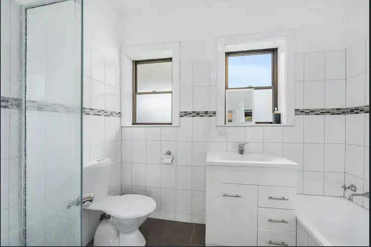 Fifth view of Homely house listing, 1 Allawah Street, Mount Gambier SA 5290