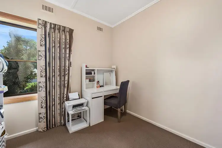 Sixth view of Homely house listing, 1 Allawah Street, Mount Gambier SA 5290