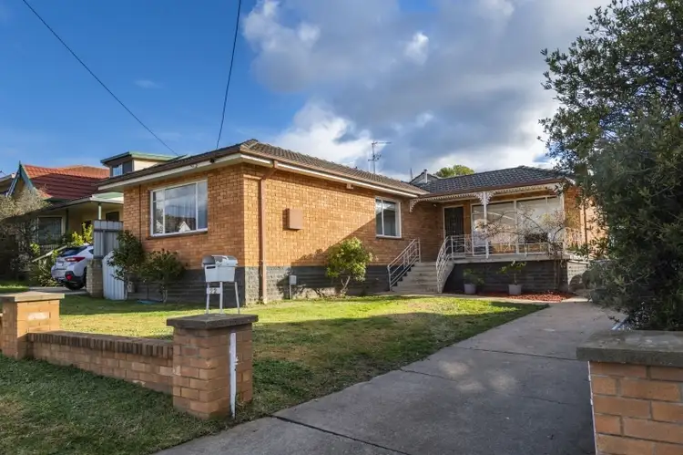 22 Christopher Crescent, Queanbeyan NSW 2620