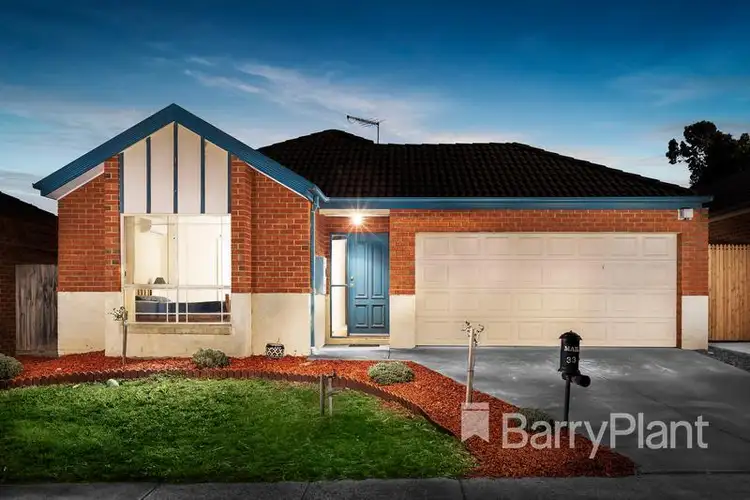 33 Trinity Way, South Morang VIC 3752