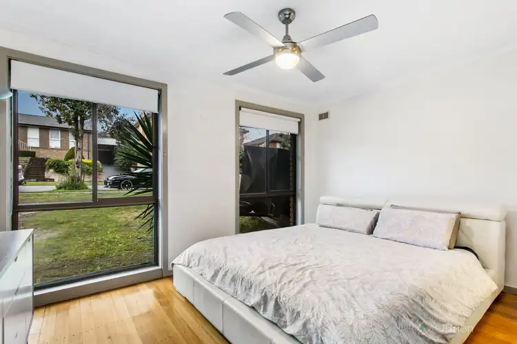 Sixth view of Homely house listing, 4 Simmonds Place, Endeavour Hills VIC 3802