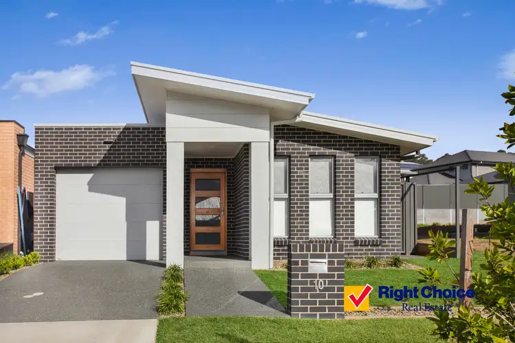 10 Starling Drive, Calderwood NSW 2527