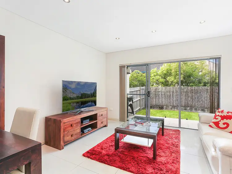 Third view of Homely apartment listing, 4/21 Gulliver Street, Brookvale NSW 2100