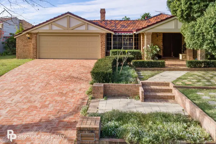 9 Northwood Way, Kallaroo WA 6025