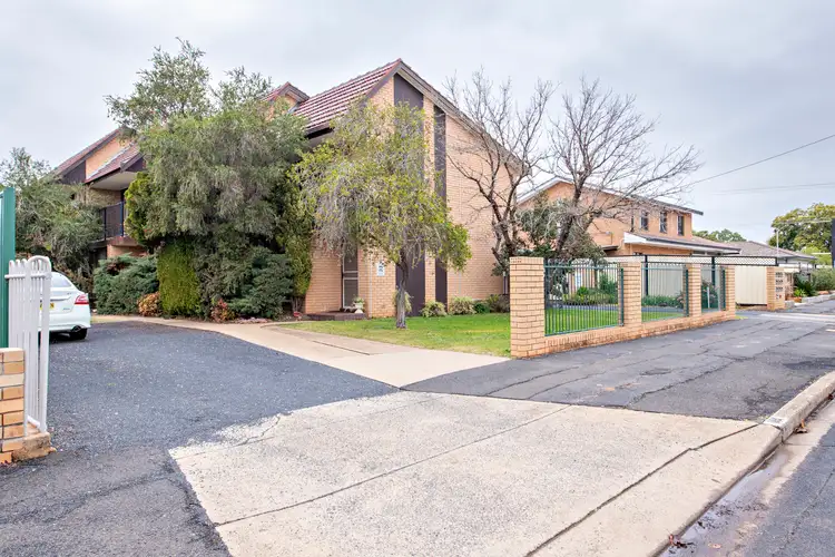 2/144 Bourke Street, Dubbo NSW 2830