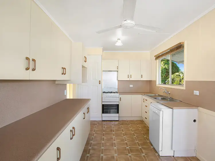 Second view of Homely house listing, 6 Sheehan Avenue, Wandal QLD 4700