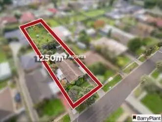 34 Kurrajong Crescent, Melton South VIC 3338