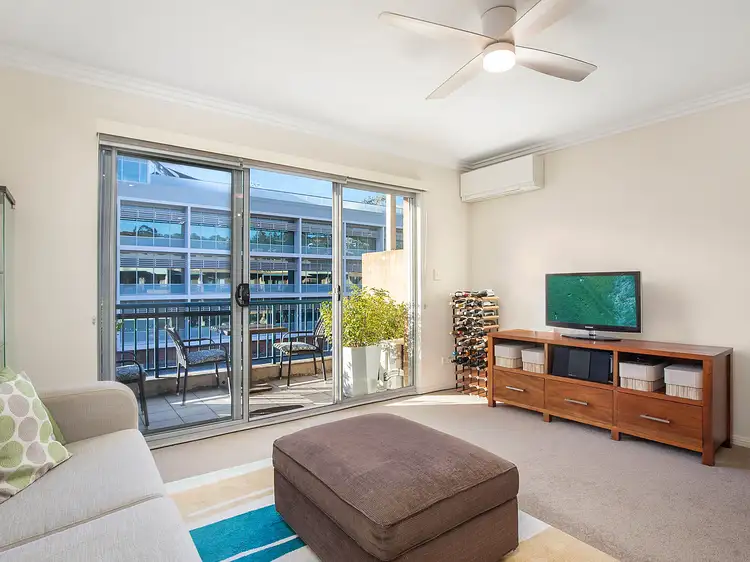 Second view of Homely apartment listing, 27/1-3 Sturdee Parade, Dee Why NSW 2099