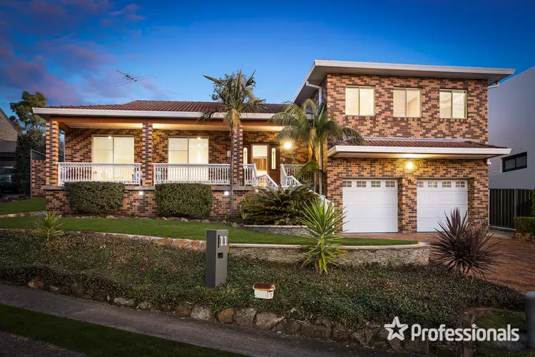 8 Reliance Place, Illawong NSW 2234