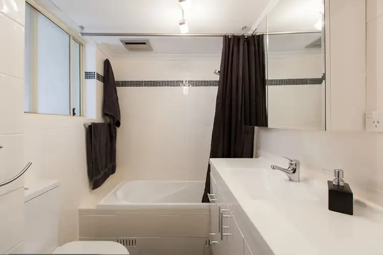 Fifth view of Homely apartment listing, 1/267 Princes Highway, Corrimal NSW 2518