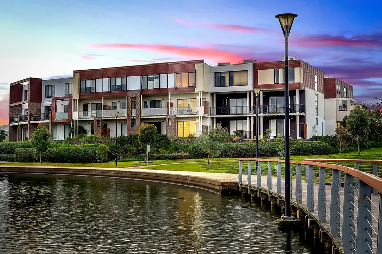 Main view of Homely house listing, 28 Alexander Circuit, Craigieburn VIC 3064