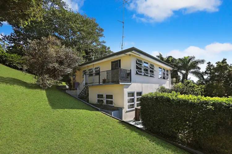 16 Mayfield Street, Nambour QLD 4560