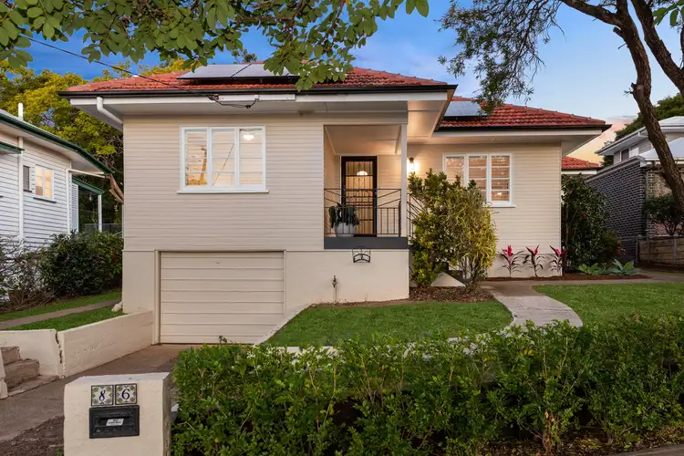 86 Sterculia Avenue, Holland Park West QLD 4121