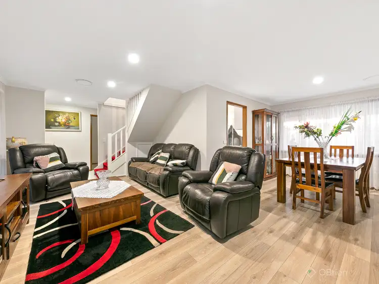 Third view of Homely house listing, 3 Hazeldean Court, Hampton Park VIC 3976