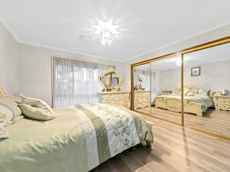 Sixth view of Homely house listing, 3 Hazeldean Court, Hampton Park VIC 3976