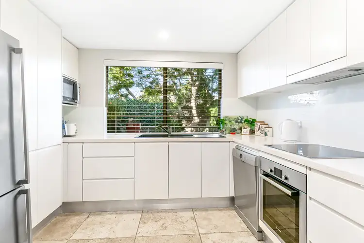 Fourth view of Homely apartment listing, 2/24 The Crescent, Dee Why NSW 2099