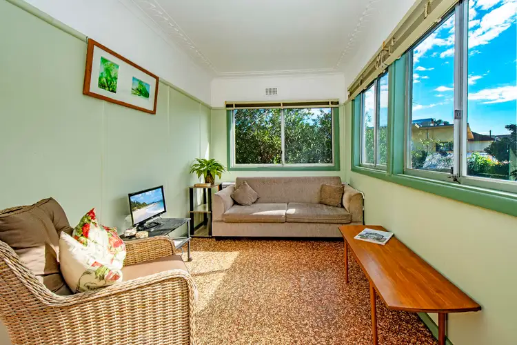 Fifth view of Homely house listing, 3 Hume Street, Chifley NSW 2036