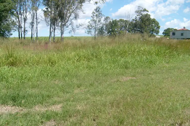 3 Causeway Road, Booyal QLD 4671