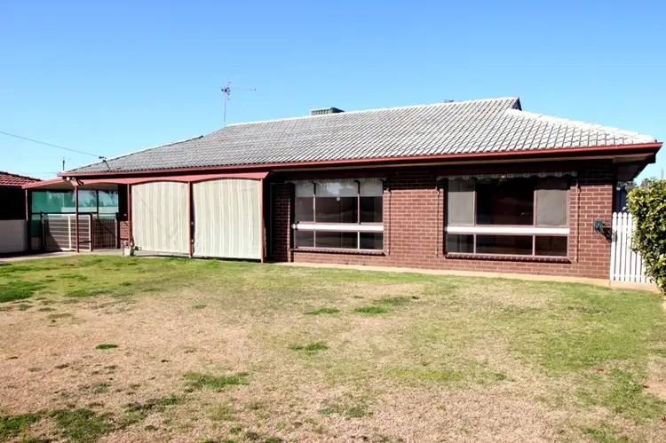 75 Collie Street, Barooga NSW 3644