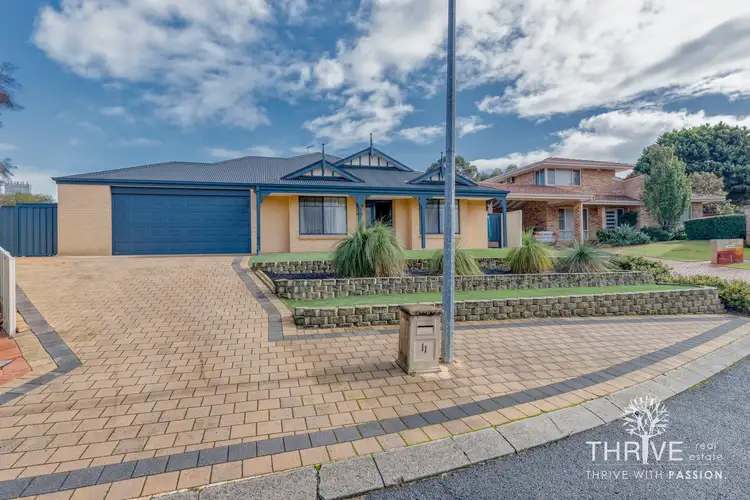 11 Witney Place, Leeming WA 6149