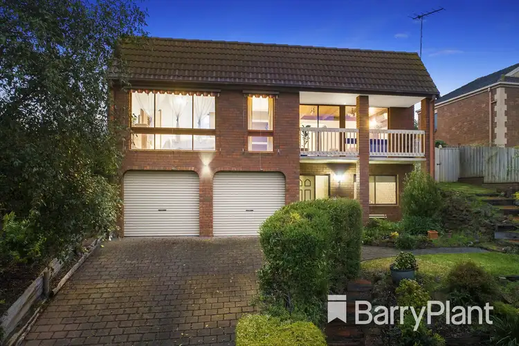 1 Knollbrook Close, Highton VIC 3216