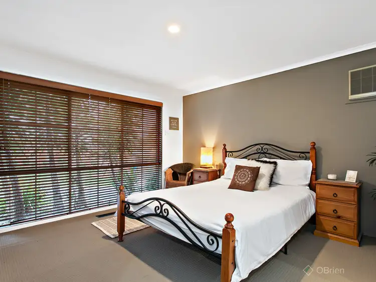 Sixth view of Homely house listing, 6 Glendale Crescent, Berwick VIC 3806