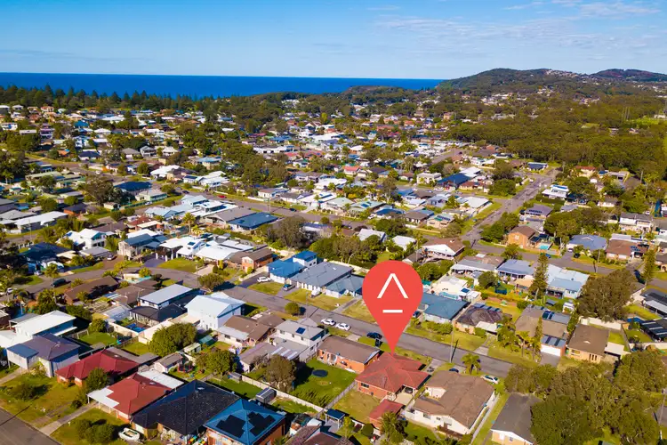 Sixth view of Homely house listing, 10 Captain Cook Crescent, Long Jetty NSW 2261