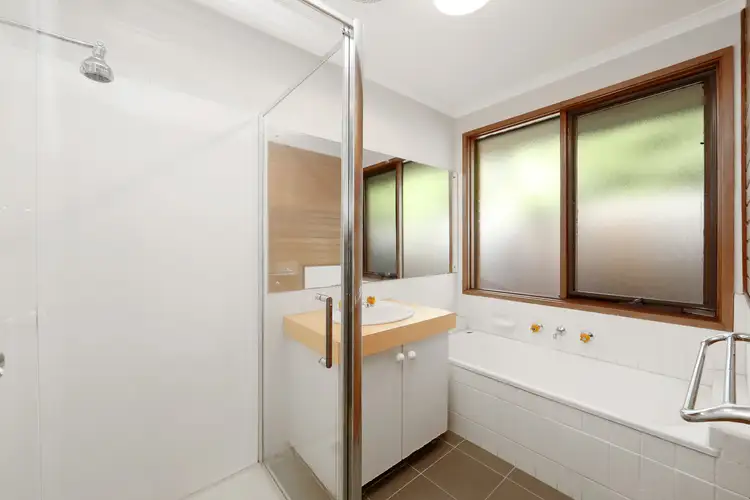 Seventh view of Homely house listing, 2 Darnley Court, Rowville VIC 3178