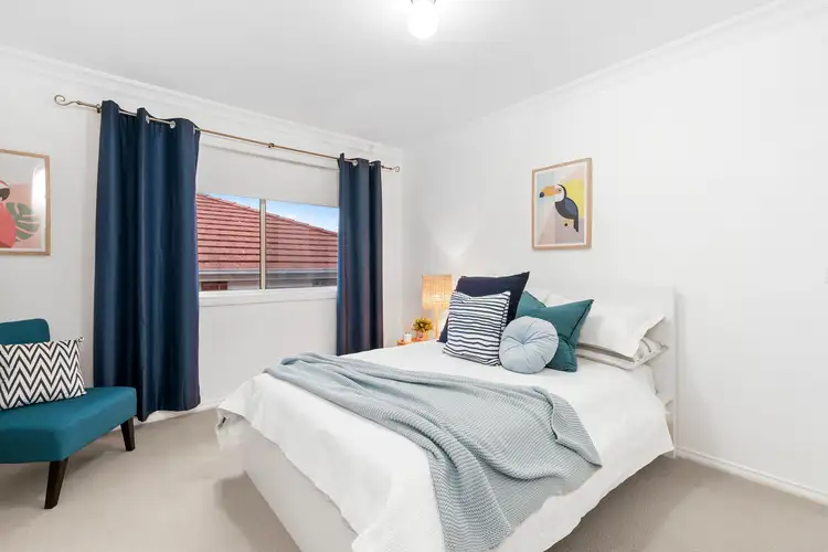 Sixth view of Homely house listing, 5 Netherclift Court, Mornington VIC 3931