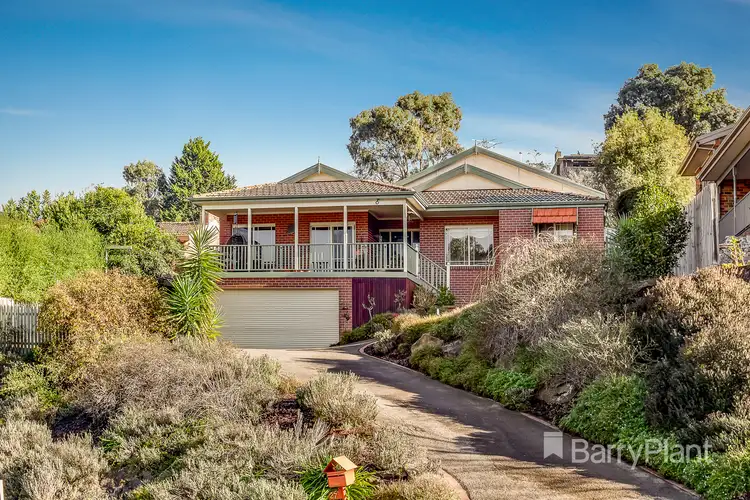 27 Hillingdon Drive, Diamond Creek VIC 3089