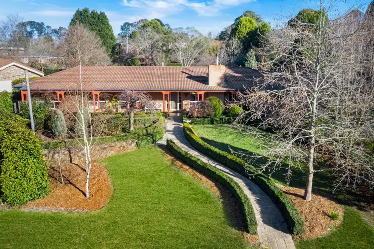 8 Coromandel Place, Moss Vale NSW 2577
