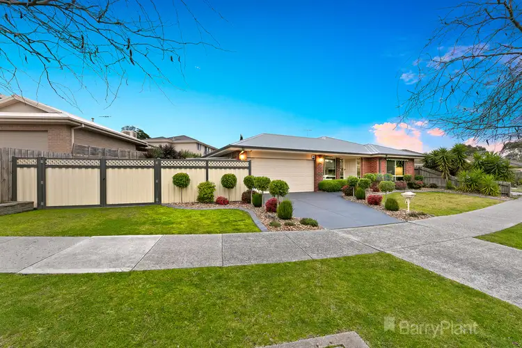28 Hammerwood Green, Beaconsfield VIC 3807