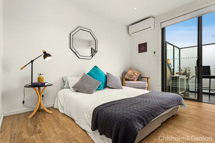 Fifth view of Homely apartment listing, 4/14 Nepean Highway, Brighton VIC 3186