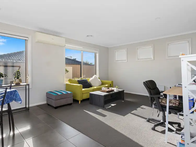 Fifth view of Homely house listing, 6 Ron Court, Canadian VIC 3350