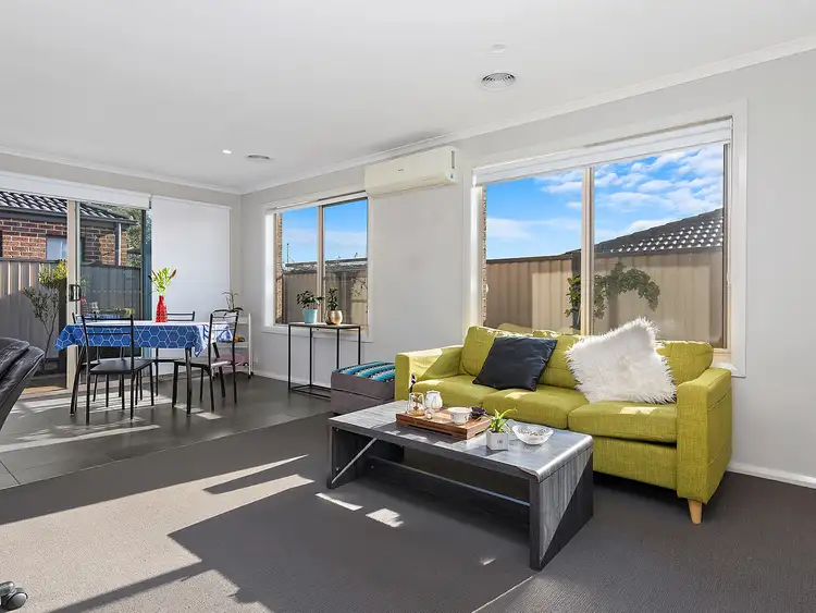 Sixth view of Homely house listing, 6 Ron Court, Canadian VIC 3350