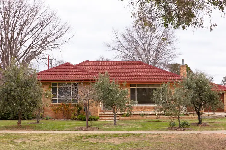 Main view of Homely house listing, 52 Phillip Avenue, Downer ACT 2602