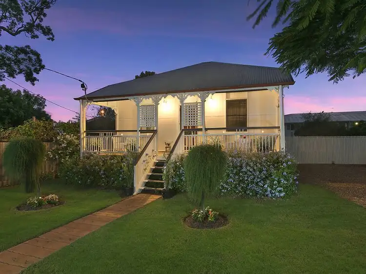 16 Charlotte Avenue, Bongaree QLD 4507