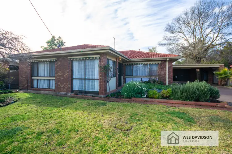 15 Mintern Crescent, Horsham VIC 3400