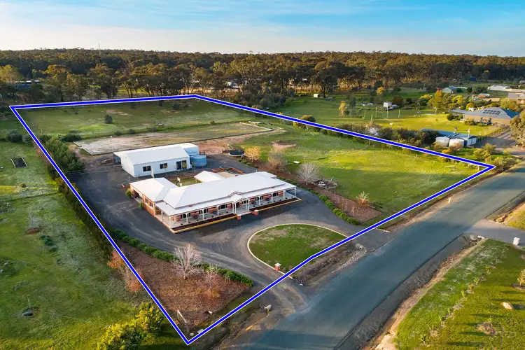 Fifth view of Homely house listing, 39 Domenica Drive, Junortoun VIC 3551