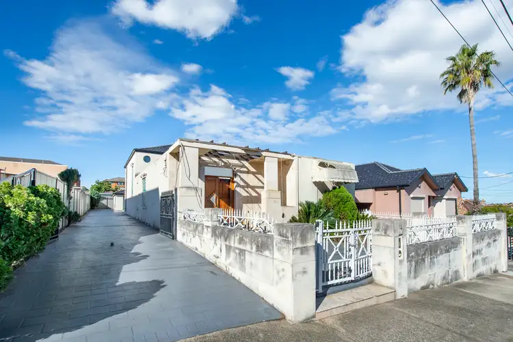 4 The Parade, Enfield NSW 2136