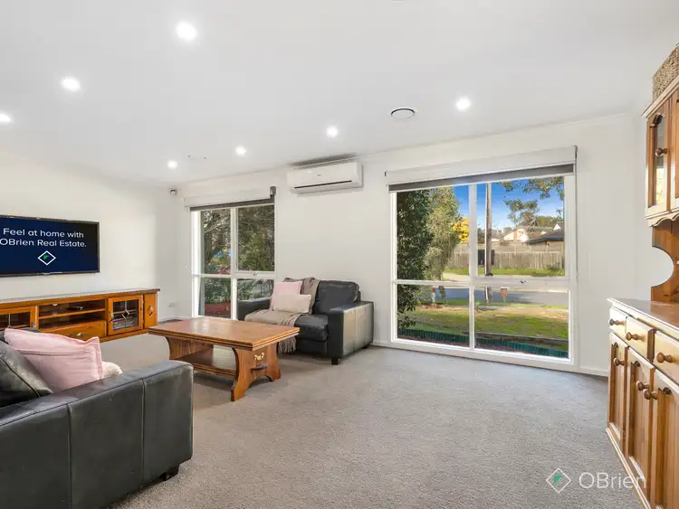 Second view of Homely house listing, 7 Dunraven Court, Langwarrin VIC 3910