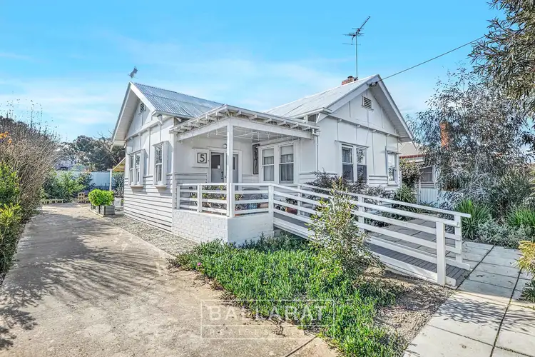 5 Barr Street, Maryborough VIC 3465