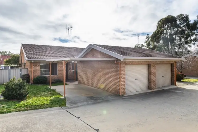 Main view of Homely semi-detached listing, 5/11 Barracks Flat Drive, Queanbeyan NSW 2620