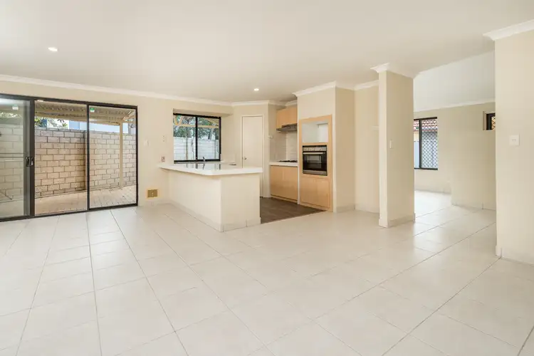 45 Elyard Crescent, Stirling WA 6021