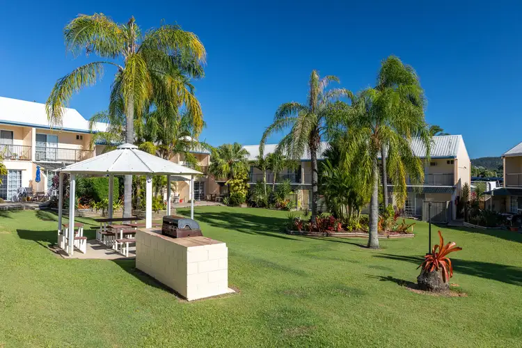 Fifth view of Homely unit listing, 29/11 Island Drive, Cannonvale QLD 4802