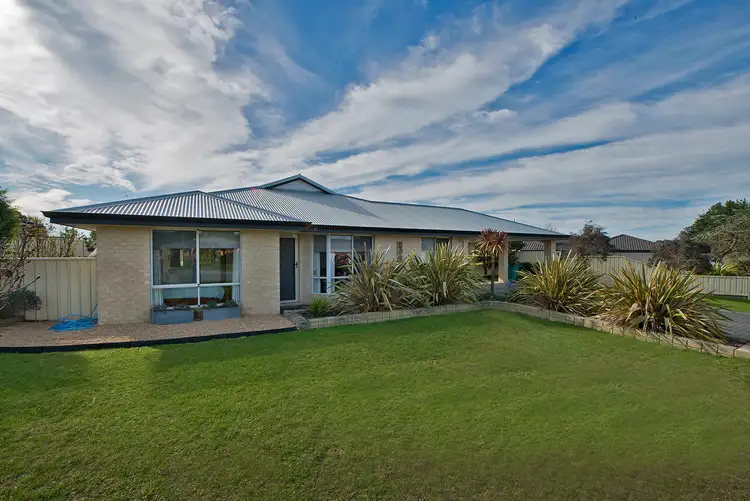 97 Gregory Drive, Mckail WA 6330